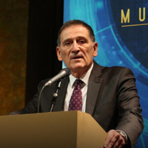 Umran Inan (Image source: http://mustafaprize.org/media/?id=2053)